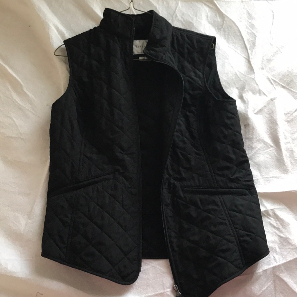 VAN HEUSAN  SMALL VEST